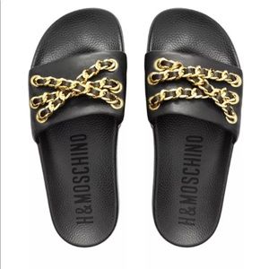 H&M Moschino black leather gold chain size US 7-8